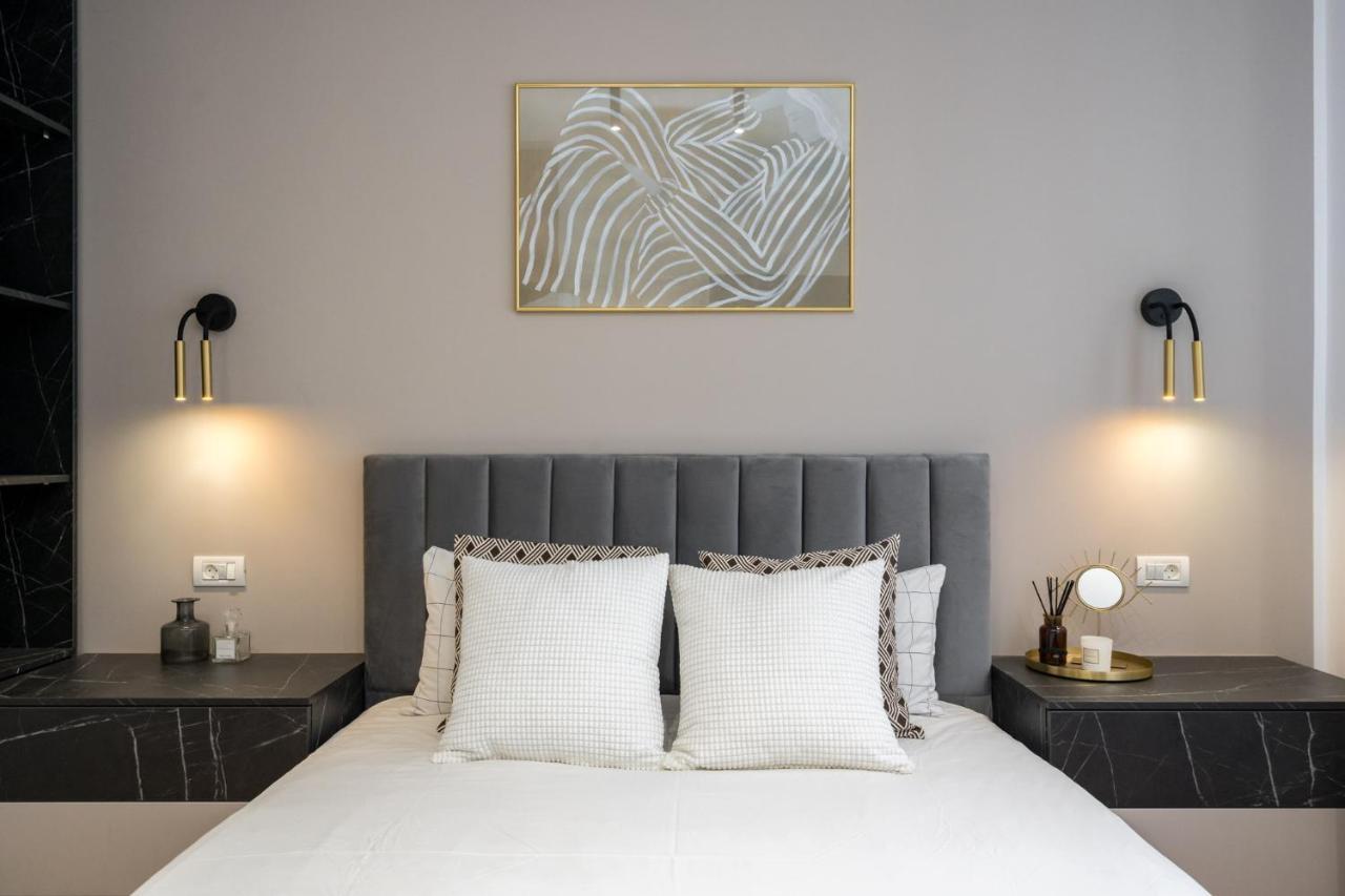 Crystal 3Bdr Apartment In Center 布加勒斯特 外观 照片