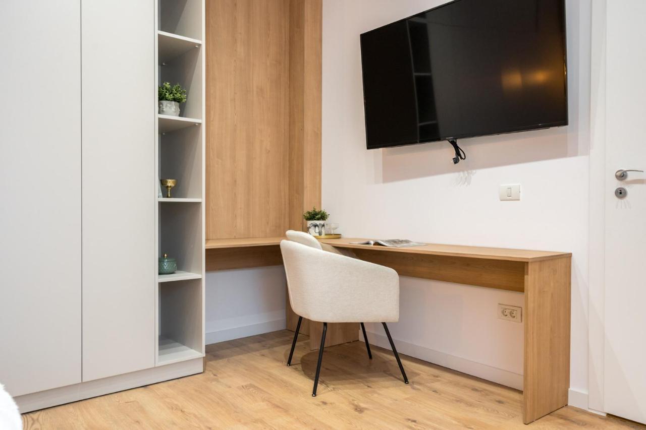Crystal 3Bdr Apartment In Center 布加勒斯特 外观 照片