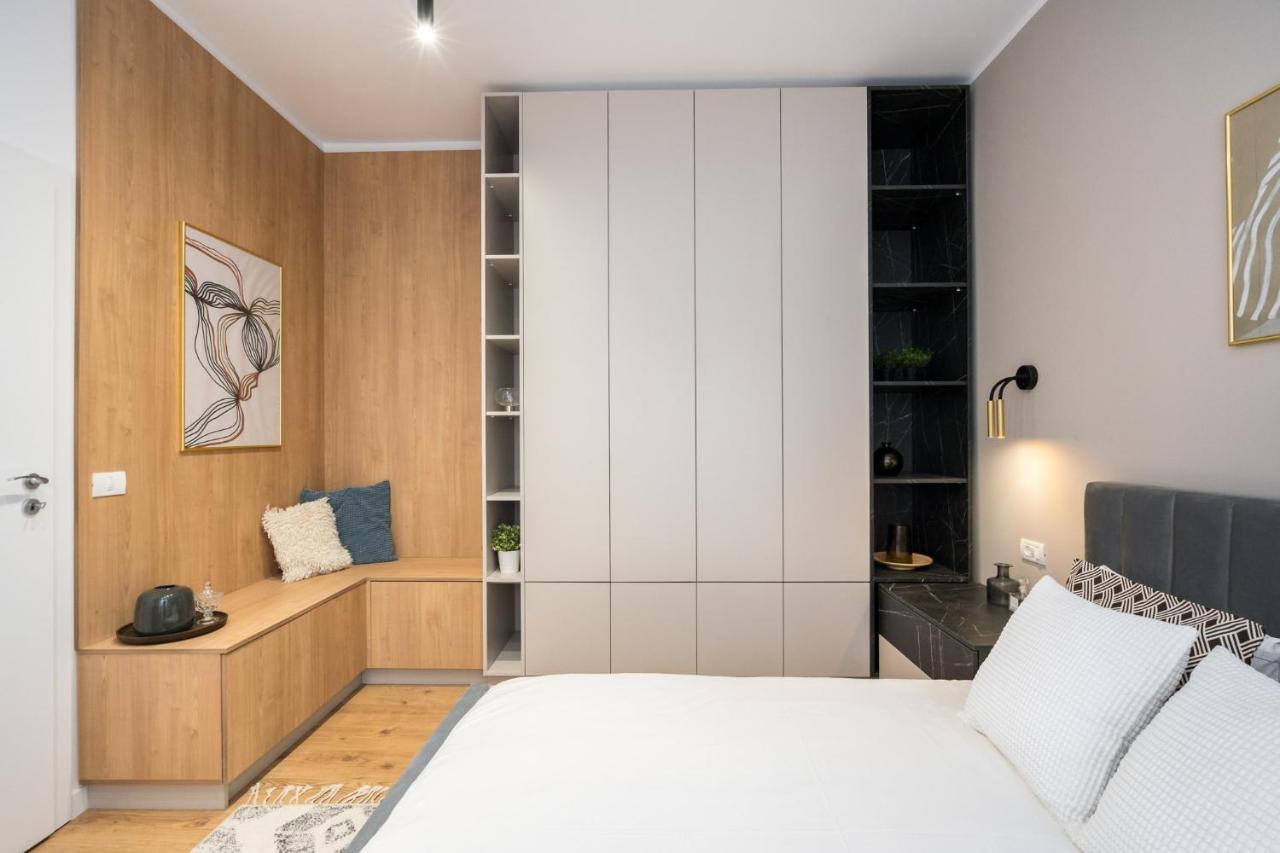 Crystal 3Bdr Apartment In Center 布加勒斯特 外观 照片