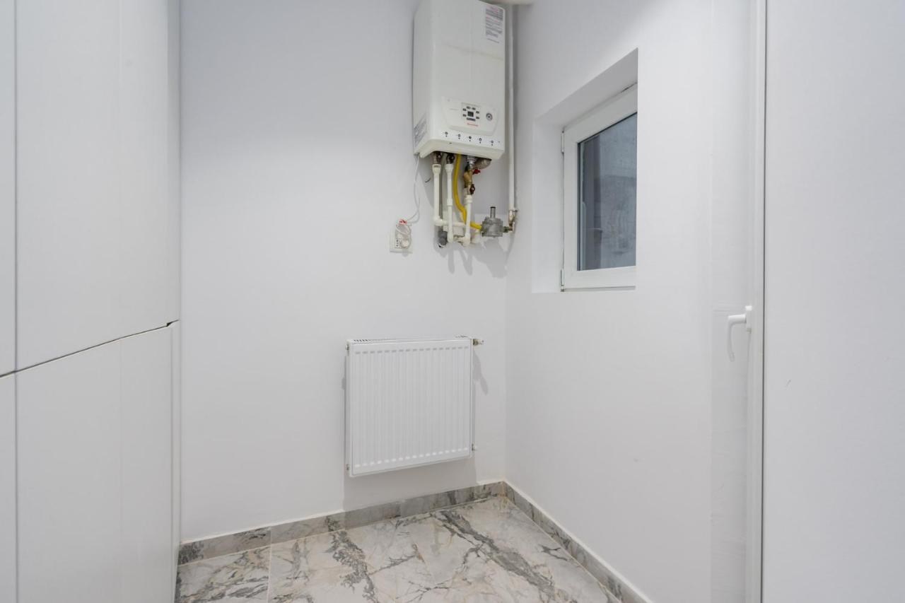 Crystal 3Bdr Apartment In Center 布加勒斯特 外观 照片