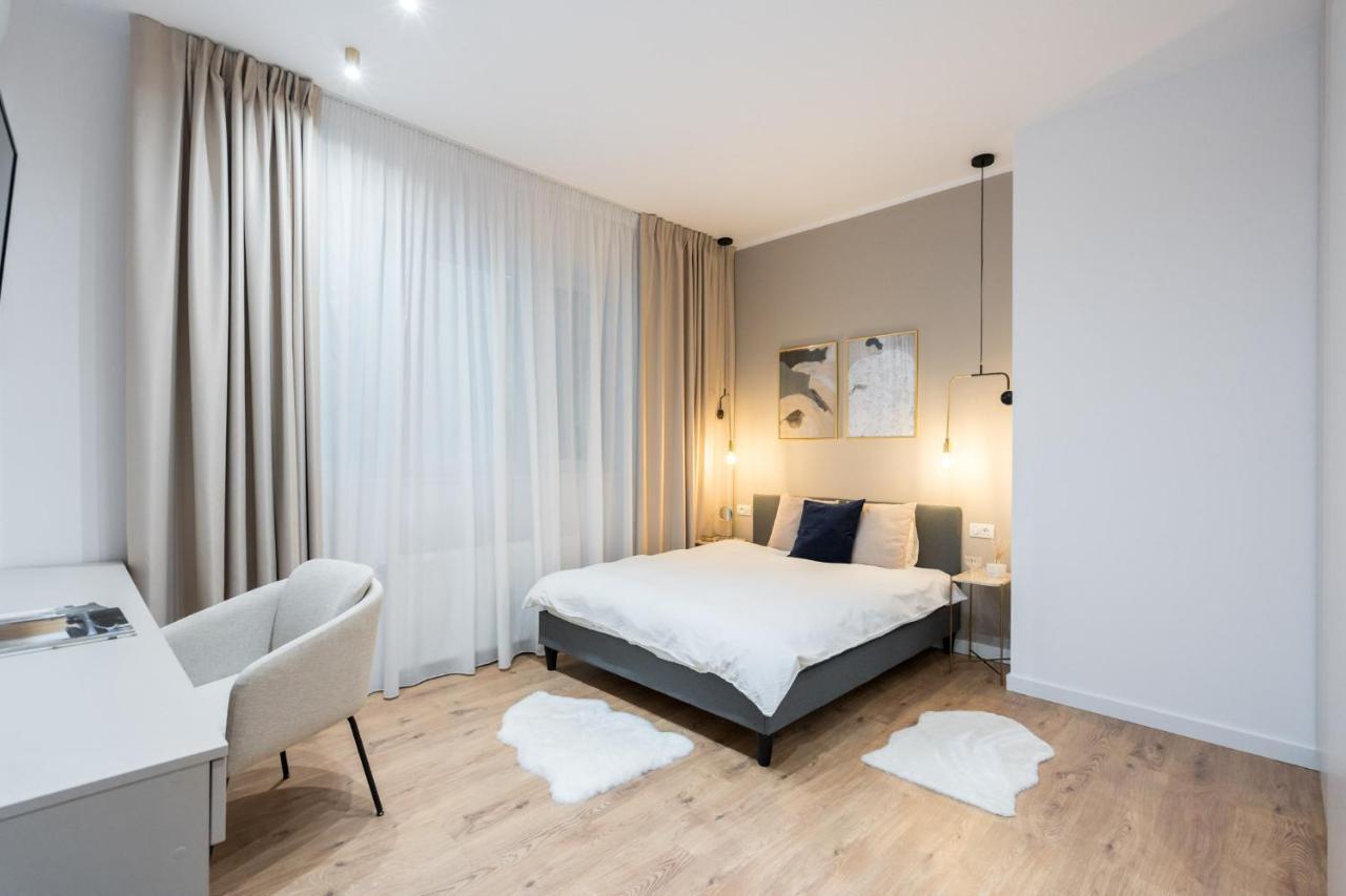 Crystal 3Bdr Apartment In Center 布加勒斯特 外观 照片