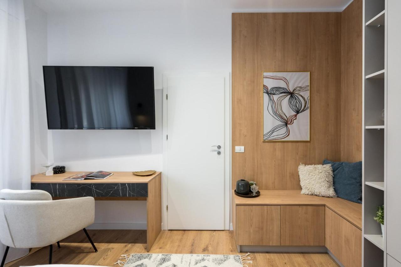 Crystal 3Bdr Apartment In Center 布加勒斯特 外观 照片